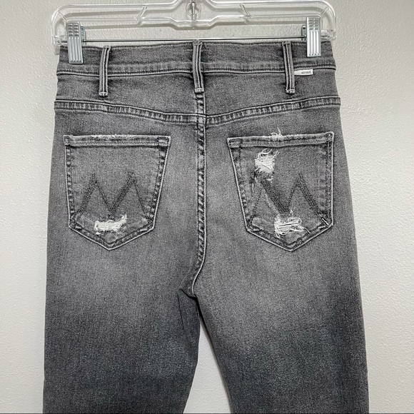 Mother Hustler Cropped Straight Leg Chewed Hem Jeans - Picture 4 of 10